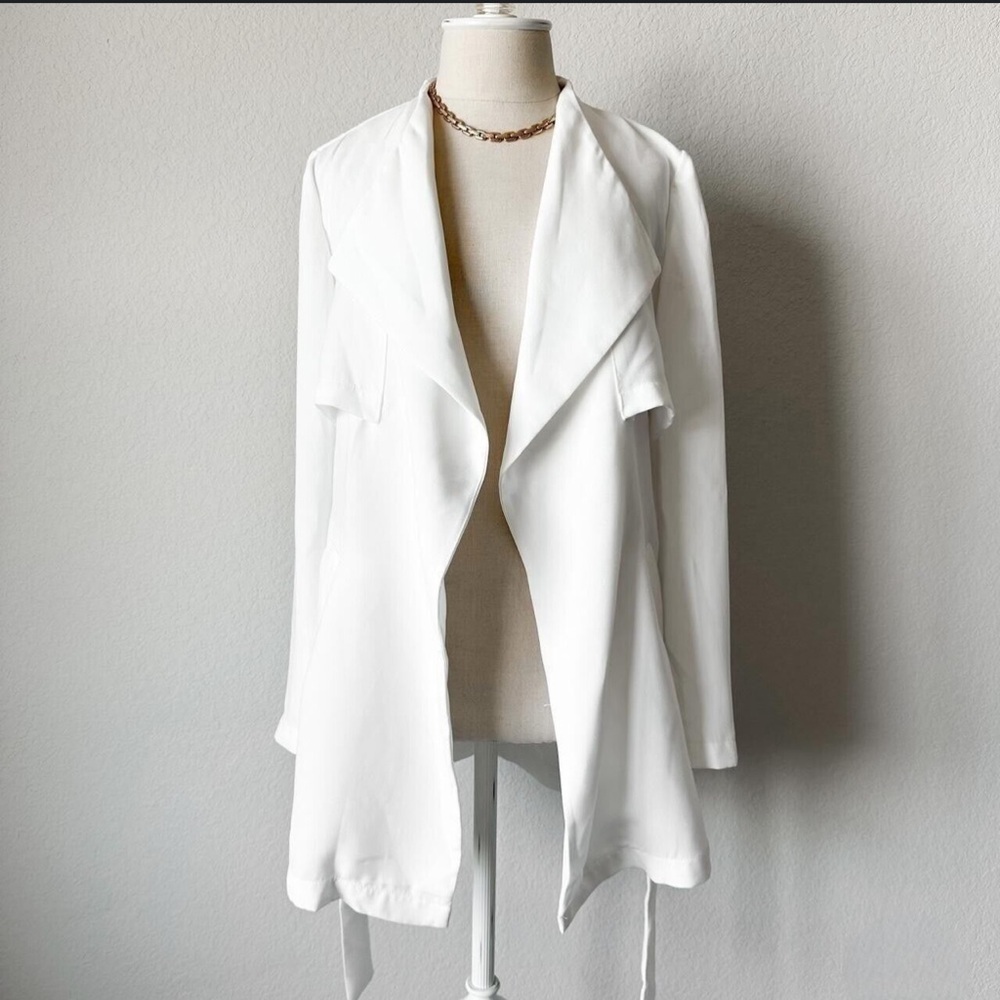 Forever 21 White Open-Front Blazer